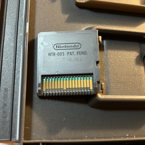 Are You Smarter than a 5th Grader: Make the Grade Nintendo DS Game with/ Case - Picture 5 of 5